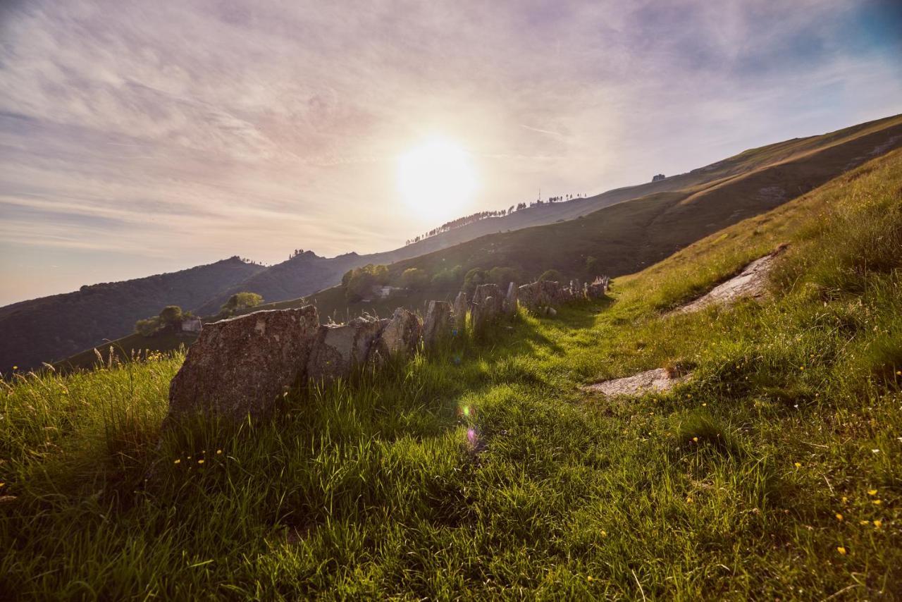 "La Casa Dei Gelsi" - Panorama Lodge Monte Generoso Scudellate Esterno foto
